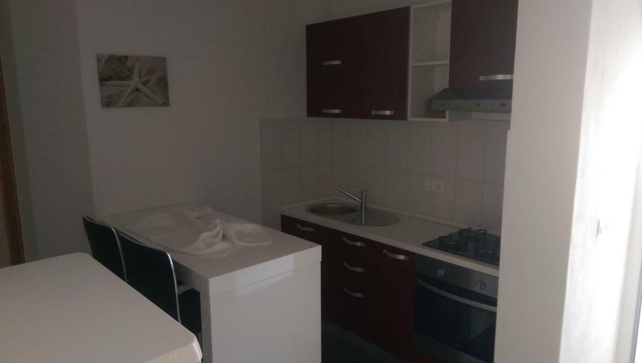 איוואן דולץ Apartmani Sandro מראה חיצוני תמונה