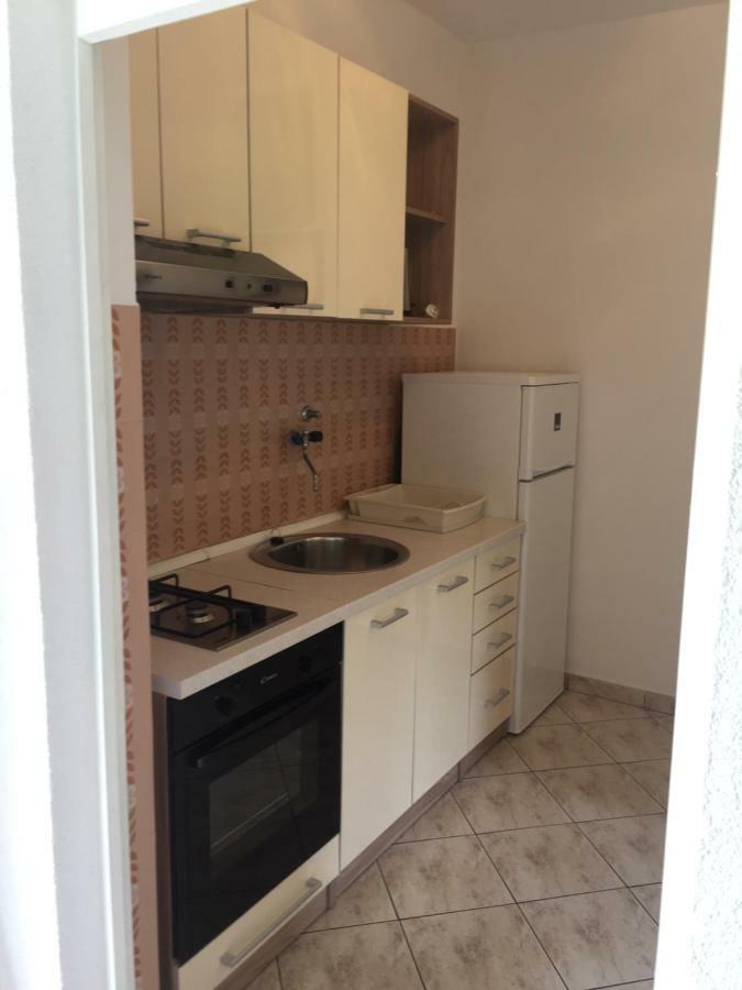 איוואן דולץ Apartmani Sandro מראה חיצוני תמונה